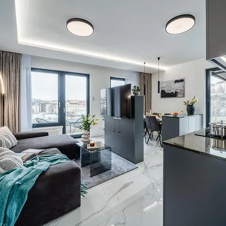 Days - Two Bedroom With Garage, Ac, Terrace And Balcony In Vinohrady 아파트 프라하